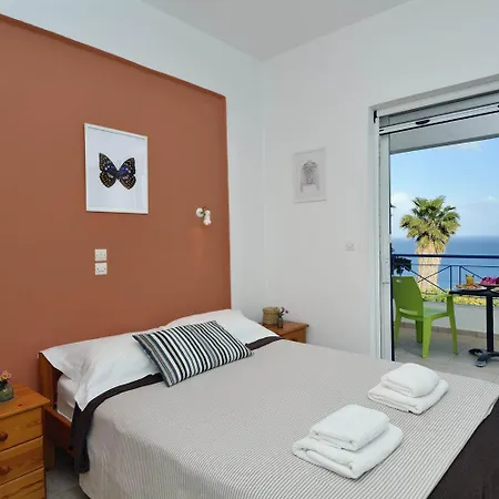 فيلة Cleo Kalamaki (Messinia)